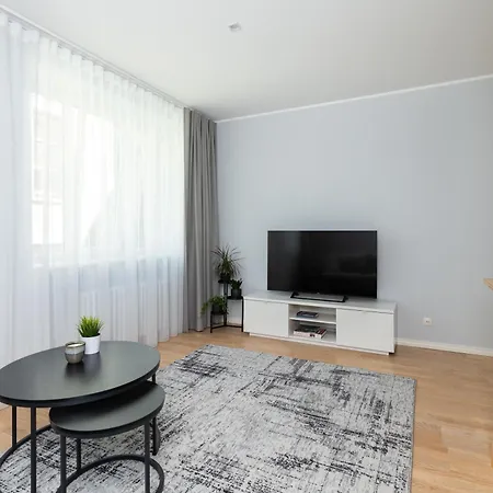 Roosikrantsi Elegant Retreat Near Old Town - Heart Apartmán Tallinn
