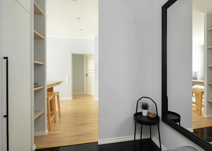 아파트 Roosikrantsi Elegant Retreat Near Old Town - Heart 탈린