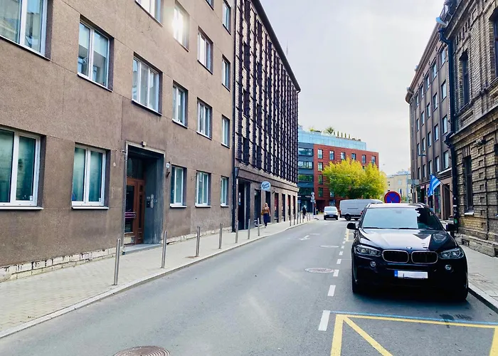 Roosikrantsi Elegant Retreat Near Old Town - Heart 公寓