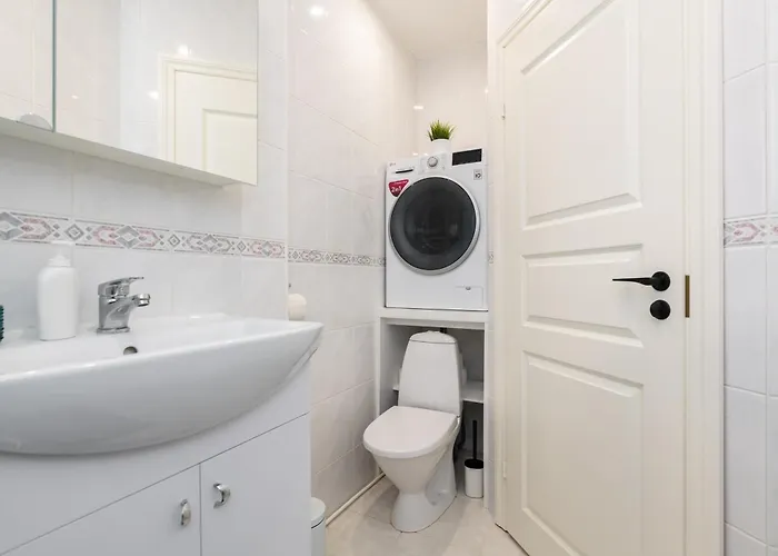 Roosikrantsi Elegant Retreat Near Old Town - Heart Апартаменты *